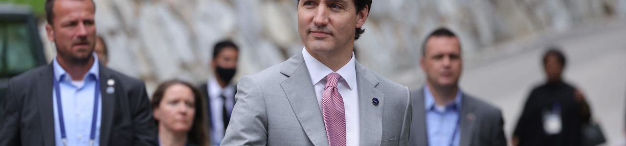 Justin Trudeau poursuit la même politique climatique qui a déclenché des manifestations de masse en Europe