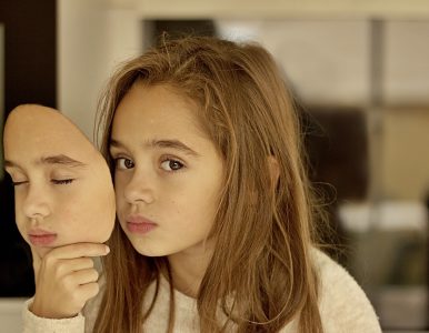 Time to Unmask the Truth (dossier sur les masques et les enfants)