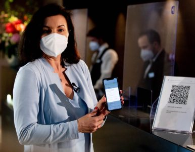 L’OMS adopte le passeport européen COVID-19 pour les vaccins dans le cadre du nouveau certificat mondial de santé numérique