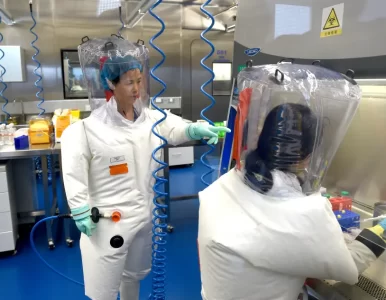 Nous connaissons maintenant les trois premières personnes à avoir contracté le COVID dans le laboratoire de Wuhan : le gouvernement américain va-t-il agir ?