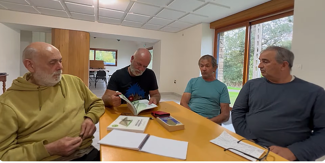 Table Ronde avec 4 agriculteurs : “En route vers le Nouvel Ordre Local”